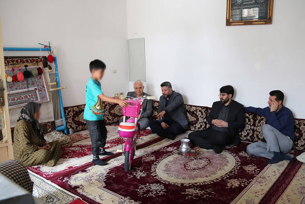 حضور میدانی معاون سلامت زندان‌های کردستان در پویش حسینی