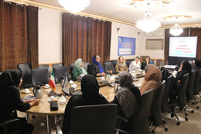 برگزاری نخستین دوره کارگاه‌های آموزشی ویژه همسران مددجویان تحت پوشش انجمن ، انجمن حمایت زندانیان سنندج ، پیشگیری از اعتیاد به مواد مخدر در بین خانواده‌ها ، پیشگیری از طلاق و تحکیم بنیان خانواده