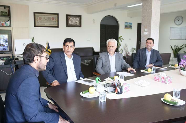 برگزاری نخستین جلسه هیئت‌مدیره انجمن حمایت زندانیان سنندج در سال ۱۴۰۴ - محمد جباری دادستان عمومی و انقلاب مرکز استان کردستان ، محمد خسروی مدیرکل زندانها و اقدامات تأمینی و تربیتی ، علی اشرف زانیار مدیرعامل انجمن حمایت زندانیان 