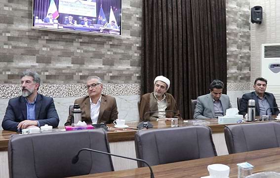 مجمع عمومی سالانه انجمن حمایت زندانیان سنندج برگزار شد ، محمد جباری ، دادستان عمومی و انقلاب مرکز استان ، رئیس هیئت مدیره انجمن ، محمد خسروی ، مدیرکل زندانهای استان ، علی اشرف زانیار ، مدیر عامل انجمن