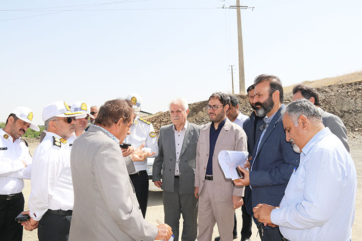 بررسی آخرین وضعیت فنی پروژه شهرک آزمایش با حضور مقامات استانی ، محمد جباری دادستان عمومی و انقلاب مرکز استان و رئیس هیئت مدیره انجمن، با همراهی سرهنگ همتیزاده رئیس پلیس راهور استان، و هیمن محمدی رئیس اداره املاک اداره کل راه و شهرسازی کردستان